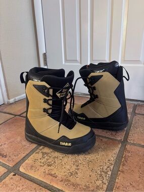 thirtytwo Men's Tan and Black Snowboard Boots
